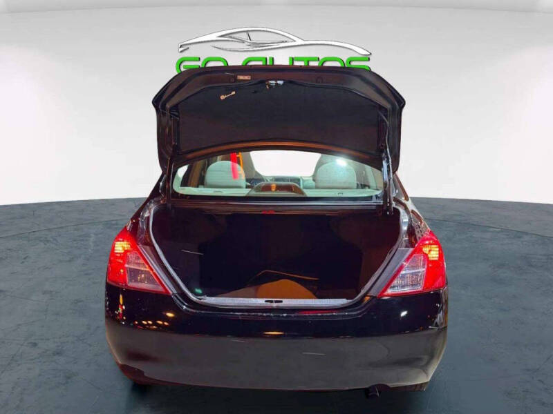 2012 Nissan Versa 1.6 SV