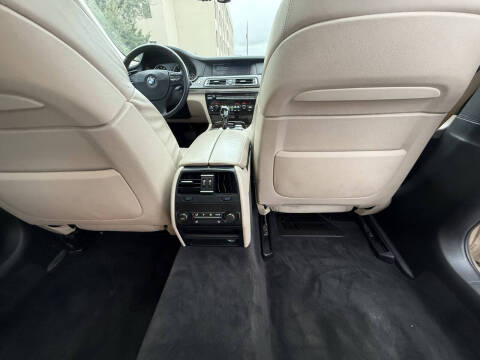 2011 BMW 7 Series 750Li