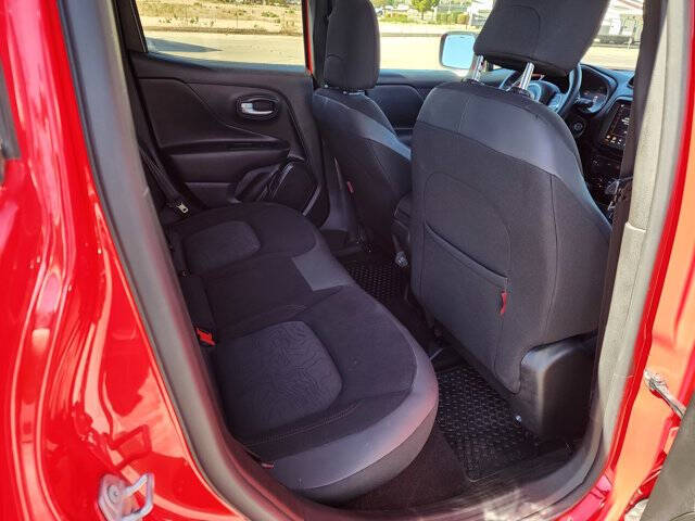 2023 Jeep Renegade Trailhawk