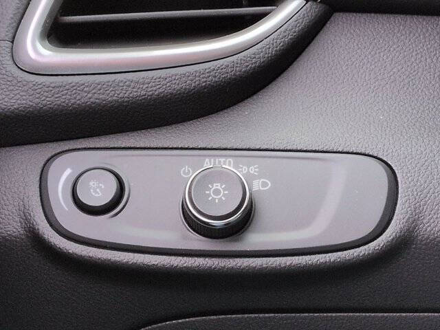 2022 Chevrolet Trax LS