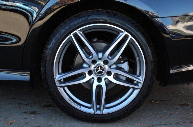 2017 Mercedes-Benz E-Class E 300 4MATIC