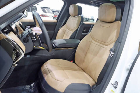 2025 Land Rover Range Rover Sport P460e Dynamic SE