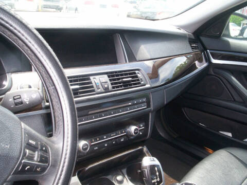 2014 BMW 5 Series 528i