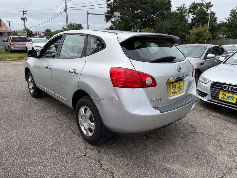 2011 Nissan Rogue S