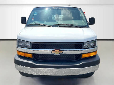 2024 Chevrolet Express 2500