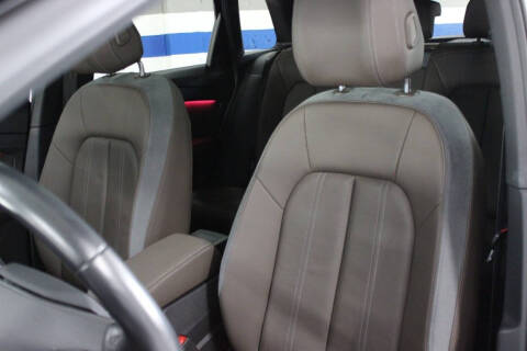 2024 Audi Q4 e-tron quattro Premium Plus 50