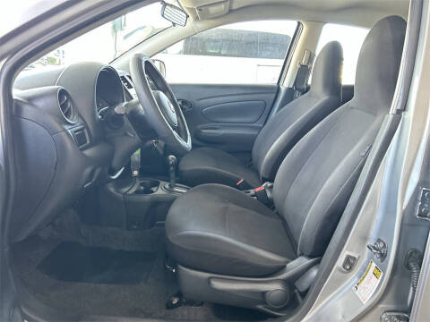 2012 Nissan Versa 1.6 S
