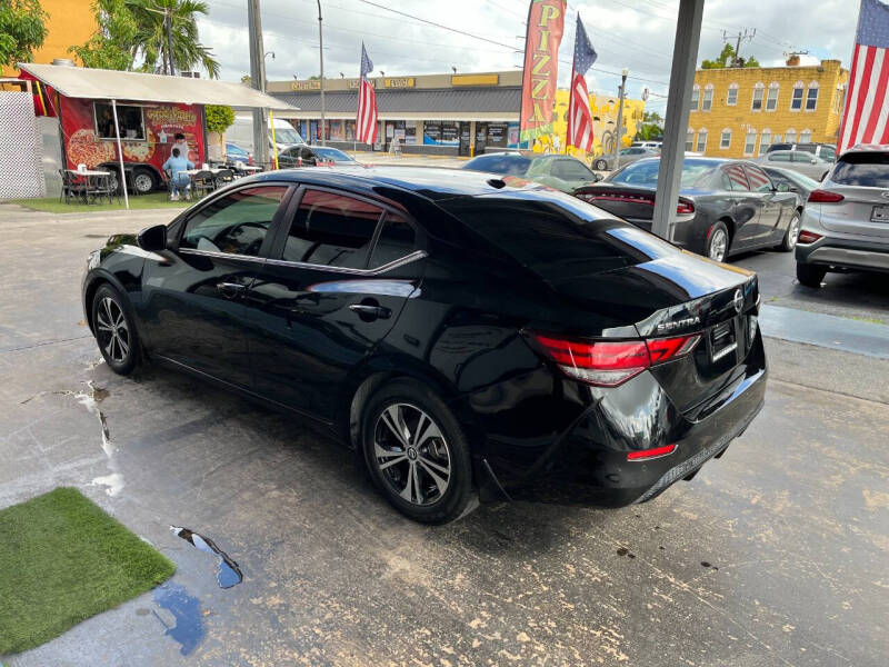 2021 Nissan Sentra SV photo 4