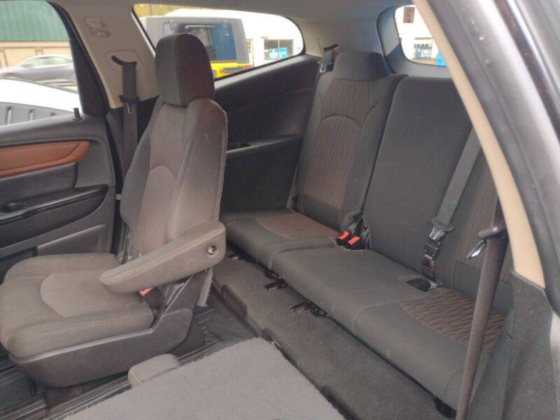 2017 Chevrolet Traverse LT