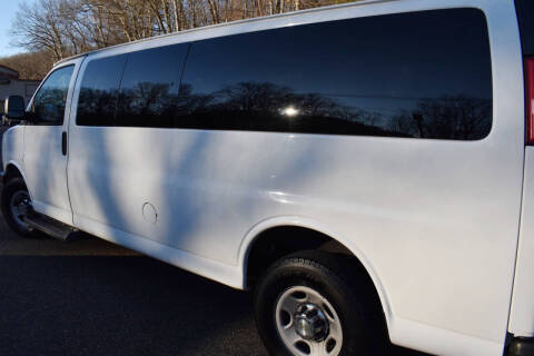 2016 Chevrolet Express LT 3500
