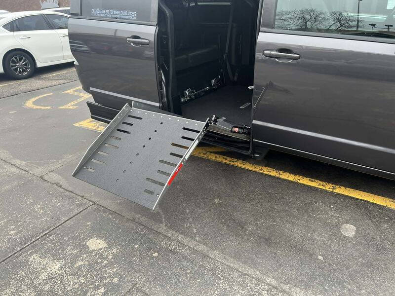 2018 Dodge Grand Caravan GT - Photo 34