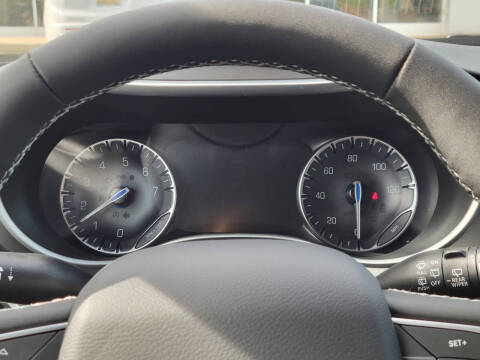 2027 Chrysler Pacifica Select