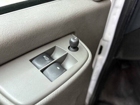 2023 GMC Savana 2500