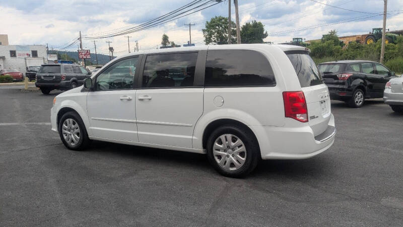 2015 Dodge Grand Caravan SE