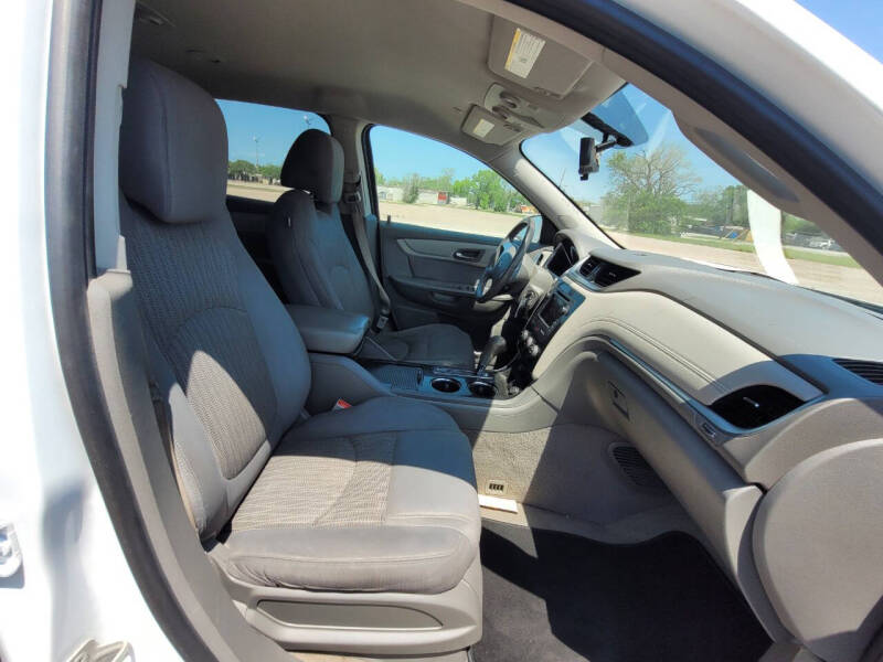 2017 Chevrolet Traverse LT