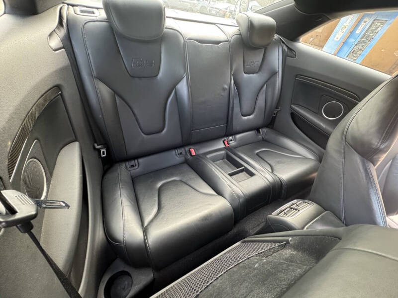 2011 Audi S5 4.2 quattro Prestige