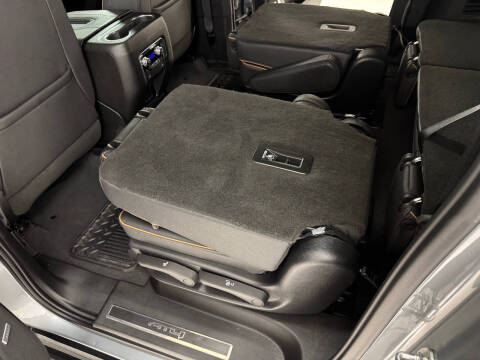 2023 GMC Yukon XL AT4