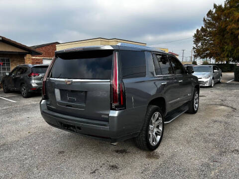 2020 Cadillac Escalade Luxury