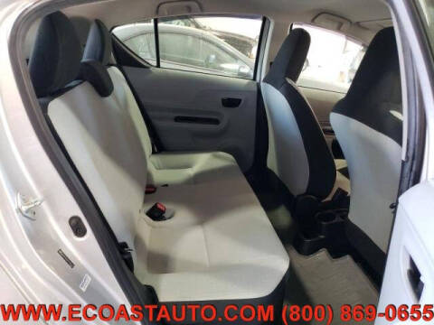 2014 Toyota Prius c Three