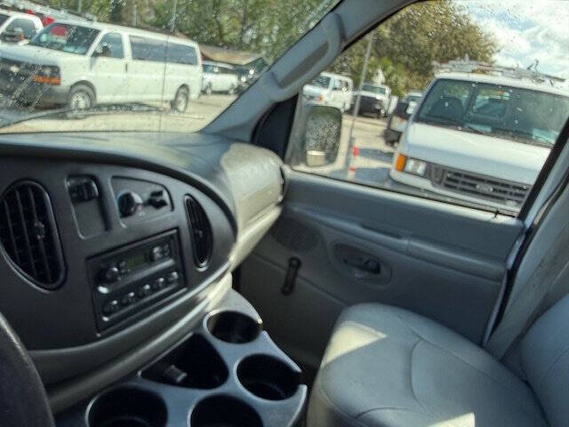 2006 Ford E-Series E-350 SD