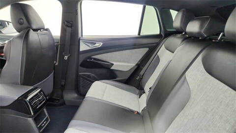 2023 Volkswagen ID.4 Pro