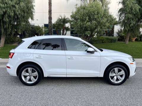 2018 Audi Q5 2.0T quattro Premium Plus