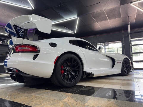 2016 Dodge Viper GTC