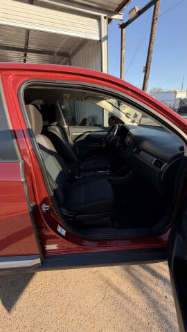 2016 Mitsubishi Outlander SE