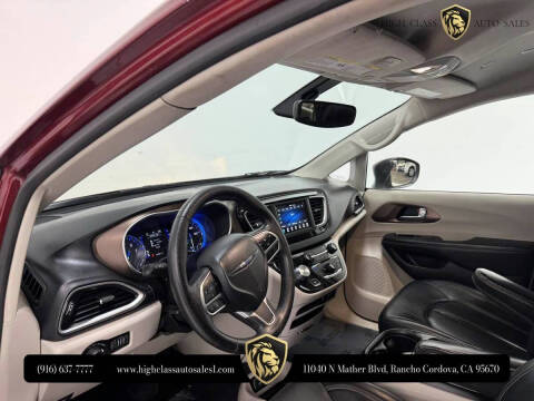 2020 Chrysler Voyager LXi