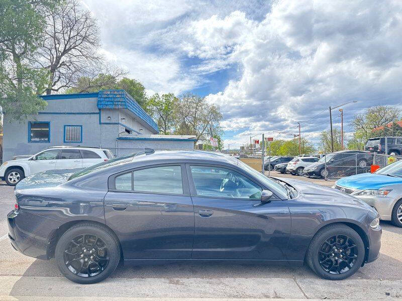 2017 Dodge Charger SXT