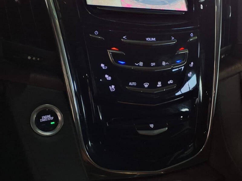 2016 Cadillac Escalade ESV Luxury Collection