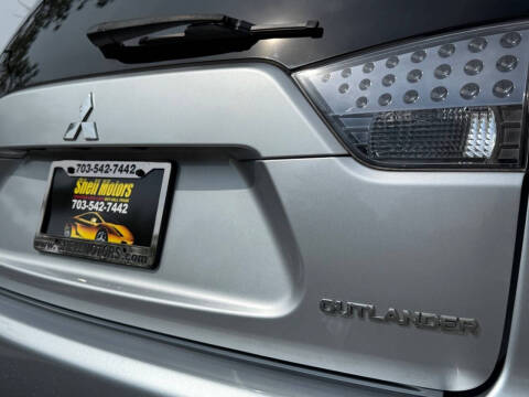 2010 Mitsubishi Outlander ES