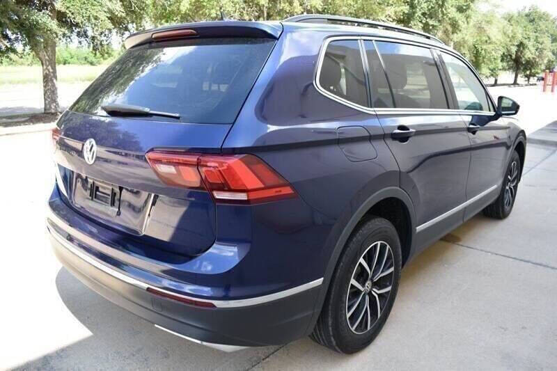 2021 Volkswagen Tiguan SE R-Line Black