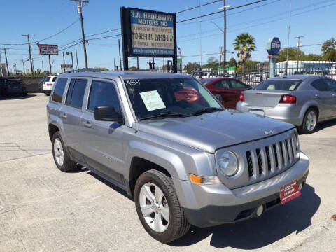2016 Jeep Patriot for sale at S.A. BROADWAY MOTORS INC in San Antonio TX