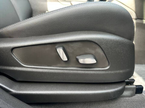 2022 Cadillac XT5 Luxury