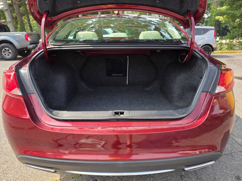 2016 Chrysler 200 C