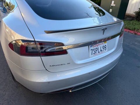 2013 Tesla Model S Performance