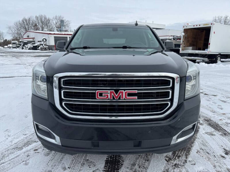 2017 GMC Yukon XL SLE