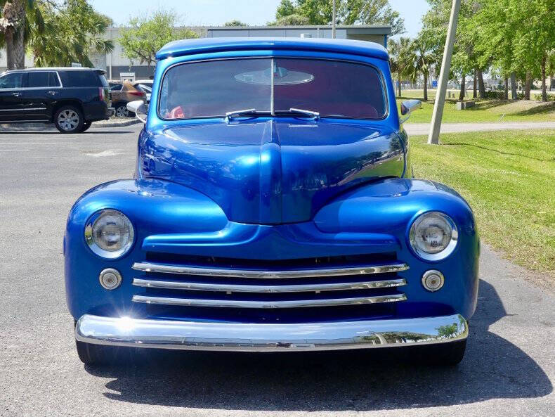 1948 Ford Super Deluxe