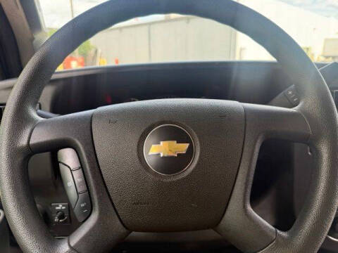 2023 Chevrolet Express 2500
