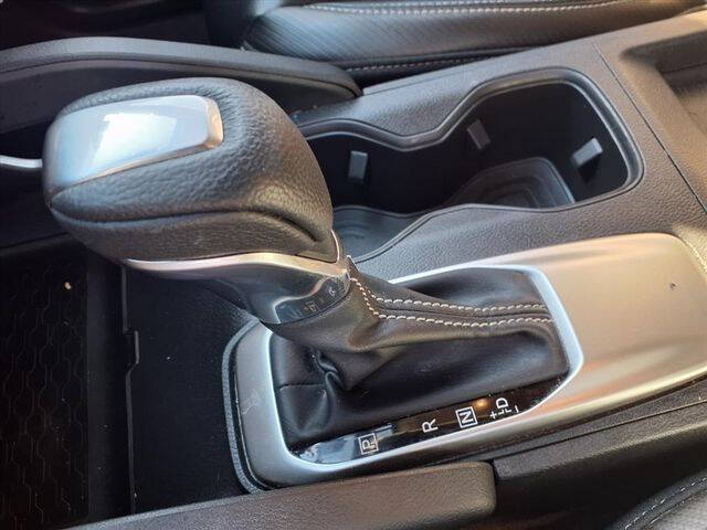 2024 Nissan Frontier SL