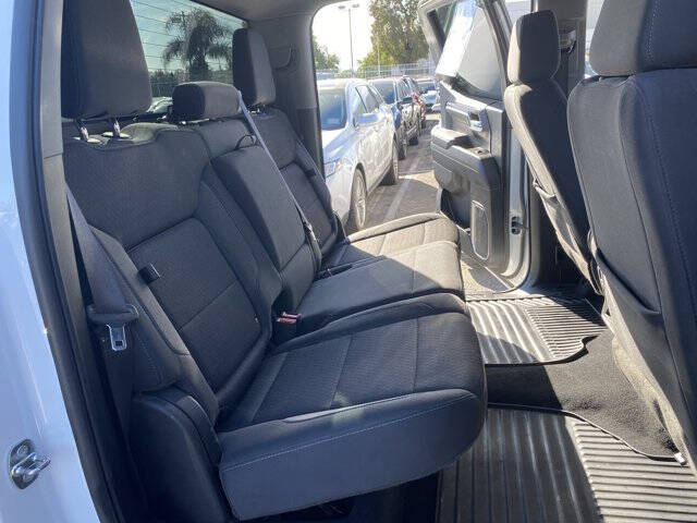 2022 GMC Sierra 1500 Elevation Standard