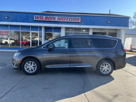 2020 Chrysler Pacifica Touring L