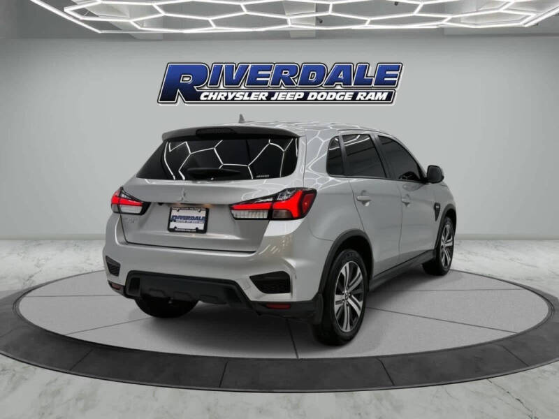 2024 Mitsubishi Outlander Sport ES