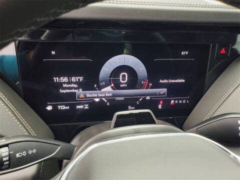 2025 GMC Yukon Elevation