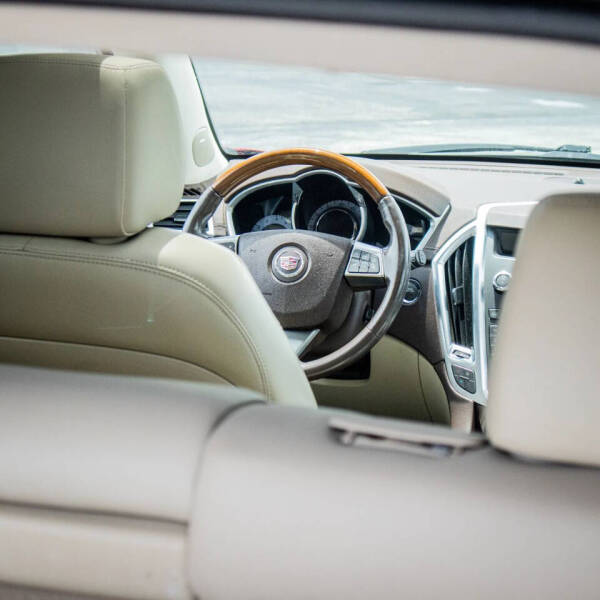 2011 Cadillac SRX Luxury Collection