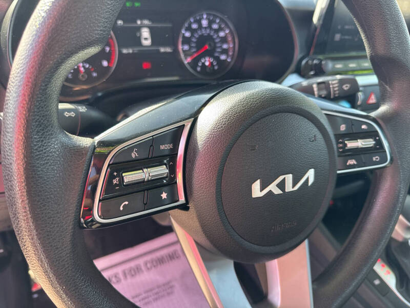2024 Kia Forte LX