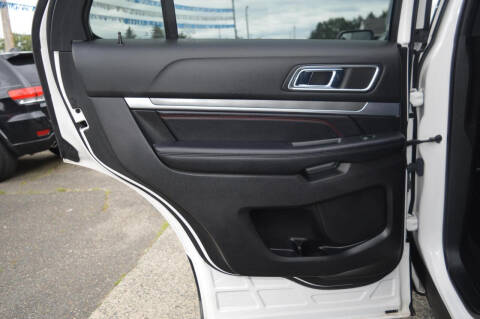 2018 Ford Explorer Sport