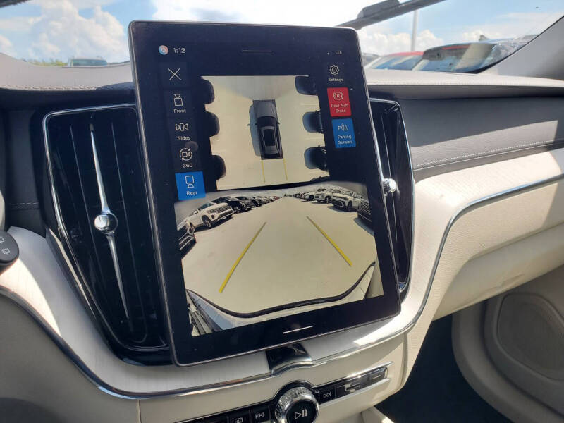 2026 Volvo XC60 B5 Ultra