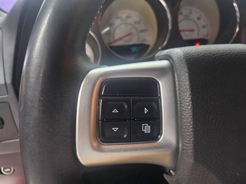 2012 Dodge Challenger SXT